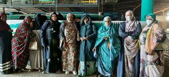 الحكومة تحظر تشغيل النساء ليلا في أعمال شاقة وتمنع عمل&nbsp;(…)