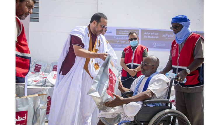 قطر الخيرية توزع 2000 سلة لحوم