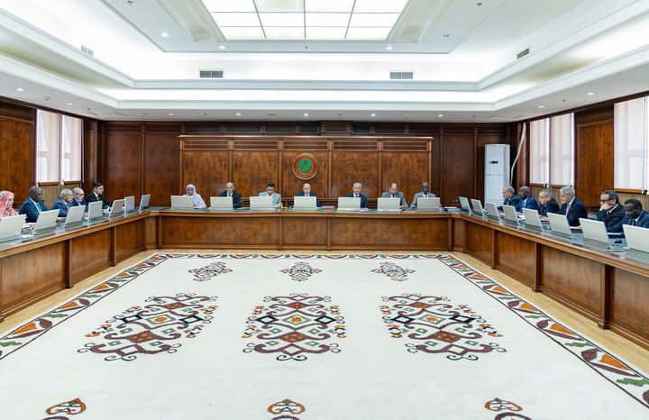 الحكومة تعقد غدا أول اجتماع لها بعد التعديل الوزاري